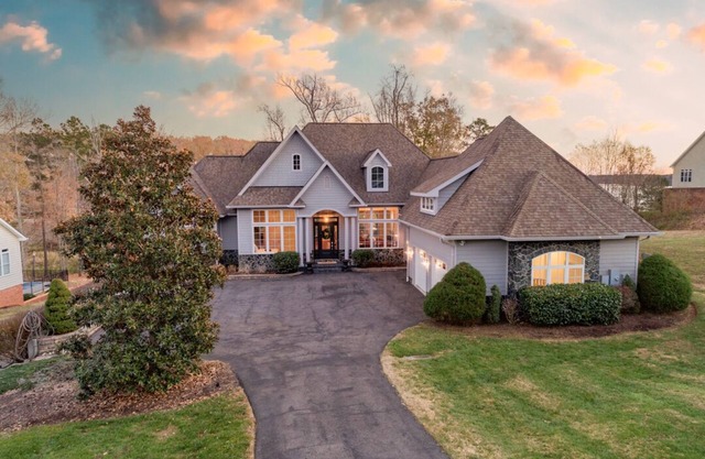 Portside Villa Luxury Rental on Lake Gaston