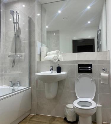 Posh and Cozy One bed flat-no parties or events