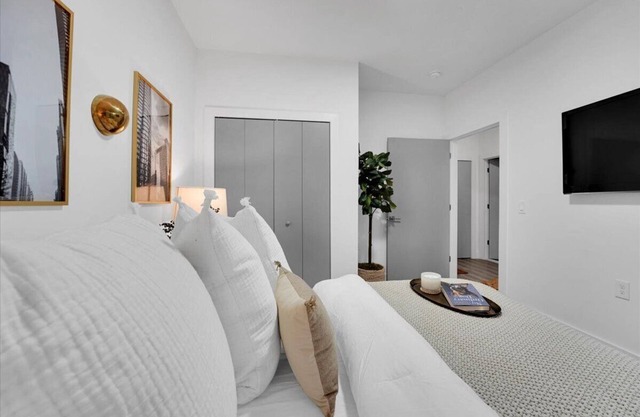 Posh Living Cozy Condo