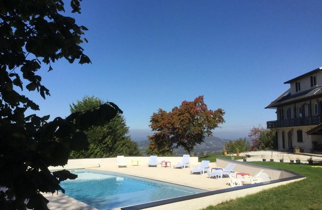 PRE CHARVILLE - MONT PECLOZ
