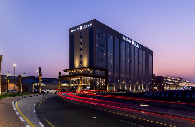Premier Inn Dubai Dragon Mart