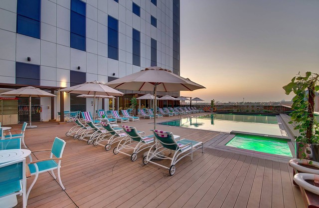 Premier Inn Dubai Ibn Battuta Mall