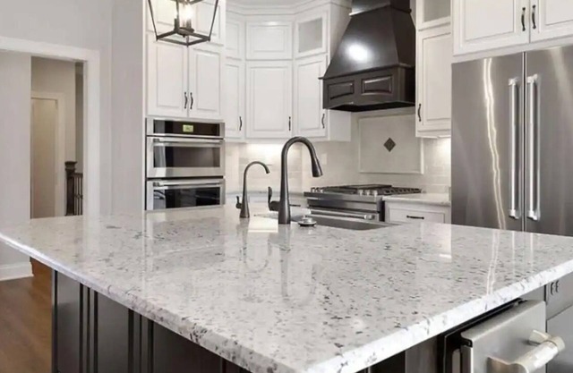 Premier Kentucky Property - 20 minutes to Valhalla & 2024 PGA Championship!