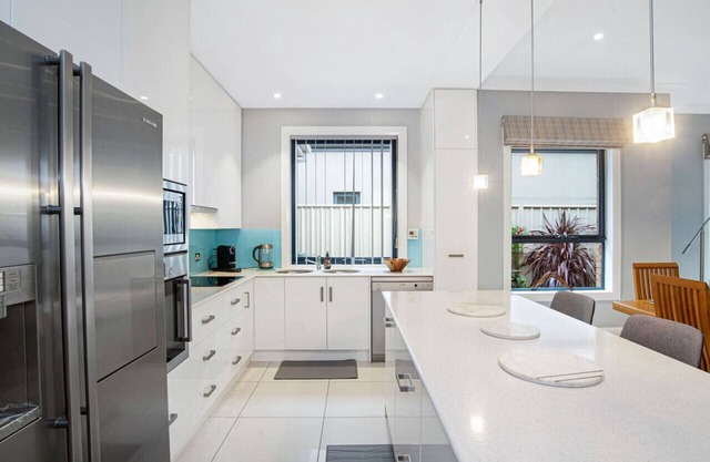 Premium 4 Bedroom Home near Beach & Golf Club