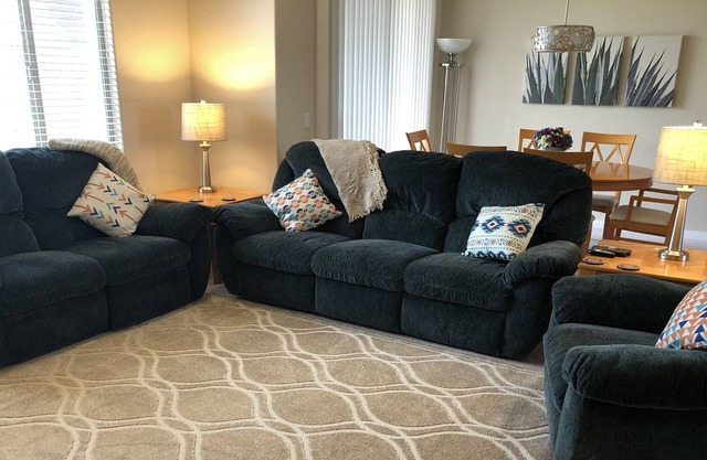 Prestigious Grayhawk condo. Perfect for golf and hiking. Sleeps 5
