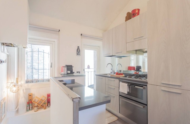 Pretty Studio in Old Town by Rent all Como