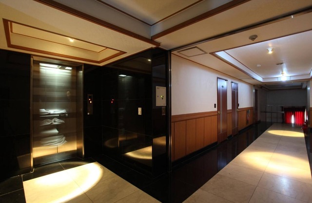 Prince Hotel