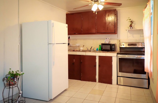 Private Apartment in quiet neighborhood