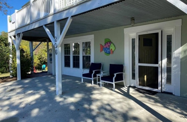 Private Beach Access & Coastal Comfort