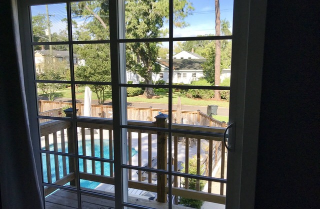 Private Carriage House in Charming Historic Avondale. Walkable & Quiet.