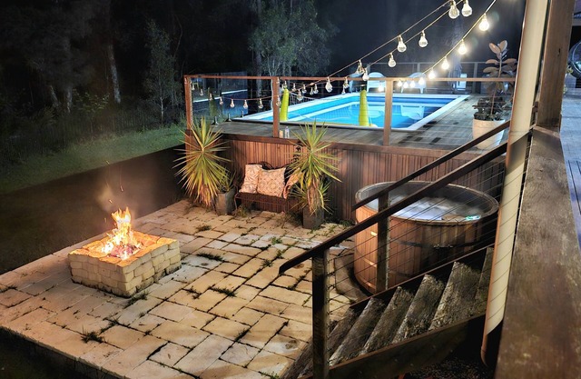 Private, country retreat - with pool, spa and fire pit. Pet friendly.