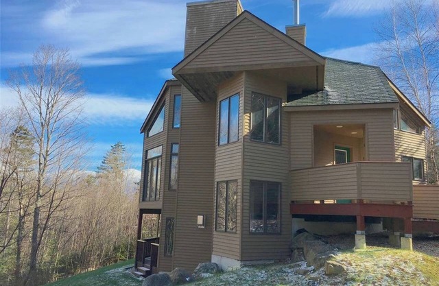 Private end unit townhome in Bretton Woods