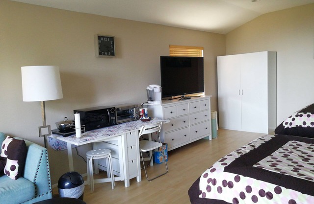 Private entrance, quiet, peaceful family suite.