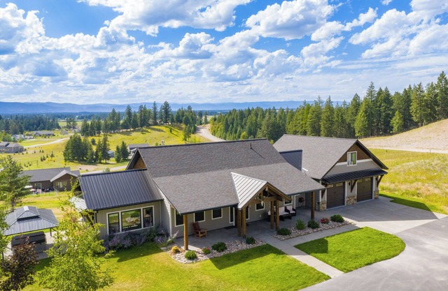 Private Hot Tub | Dog Friendly | Game Room w/Pacman & Foosball! - Mountain Whispers