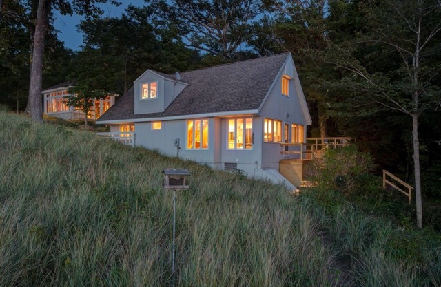 Private Lake Michigan Lakefront Cottage