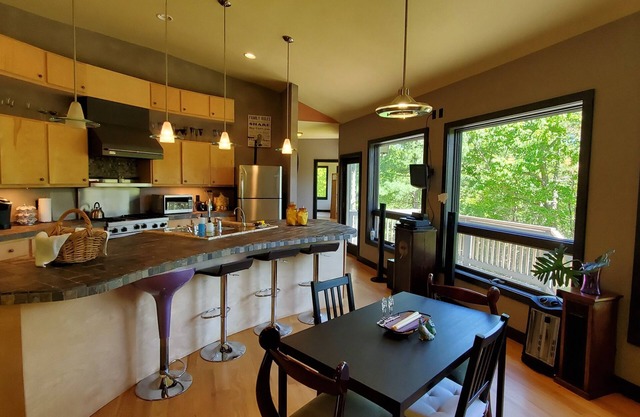 Private Loft Style Home Perched on Cliff overlooking the Delaware River