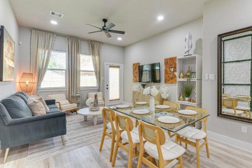 Private Patio and Yard Houston Retreat Near Golf!
