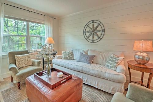Private Patio College Park Cottage in Orlando!