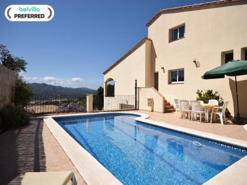 Private Pool Villa, 8 Guests