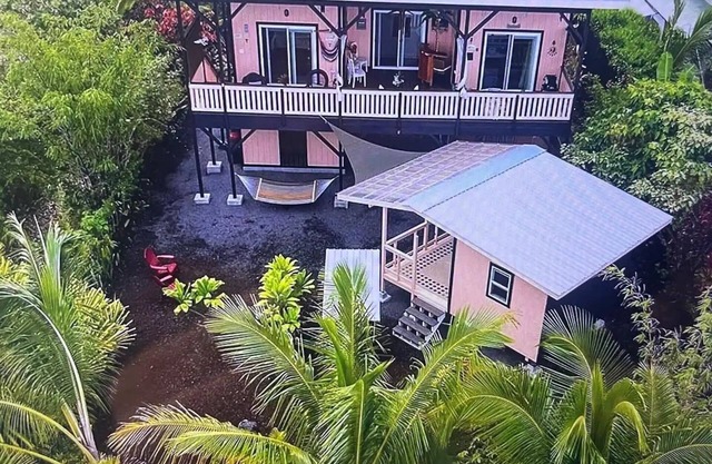 Private, quiet, ocean view home. 5 minutes from the beach!