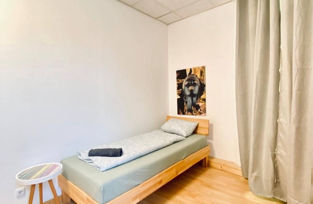 Private Room Near Vienna’s Center in a Shared Apt