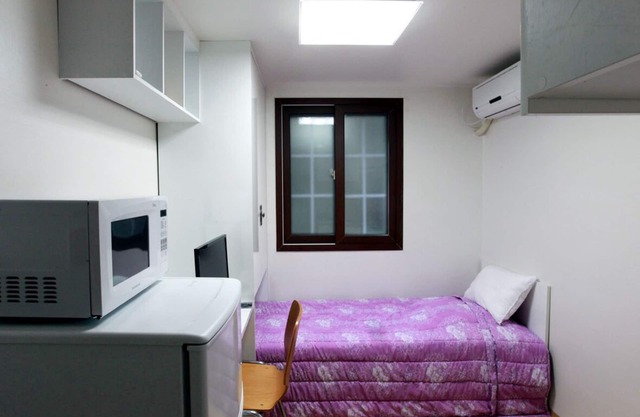 private studio apartment (Blue Dia)
