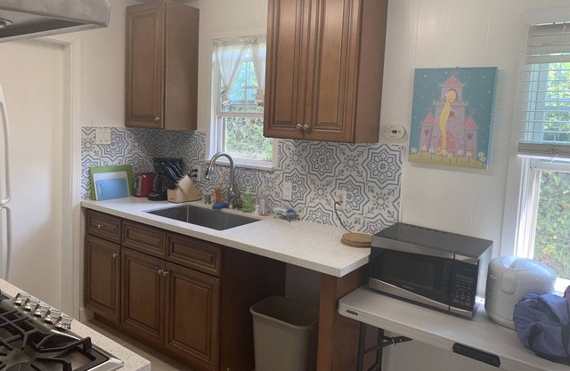 PROMO 15% WEEKLY/ 20% MONTHLY DISCOUNT Family House With Huge Private Yard