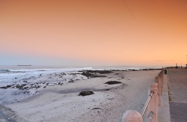 Protea Hotel by Marriott Cape Town Sea Point