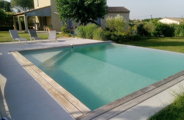 Provencal house with lovely pool and garden, close to the Ardèche!