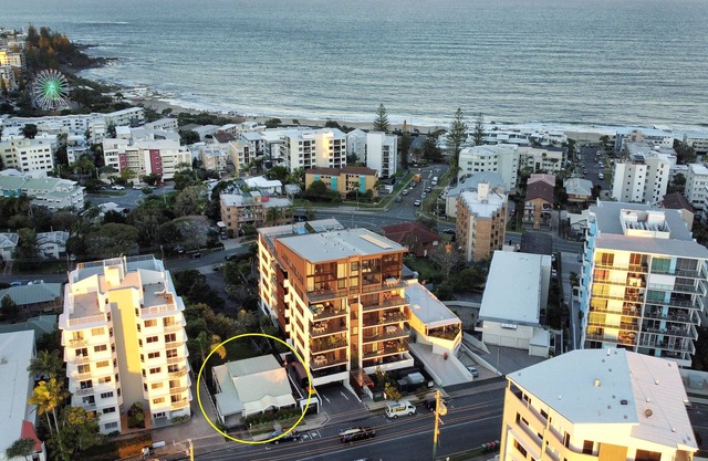 Proximity to Kings and Bulcock beaches provides an all-encompassing experience.