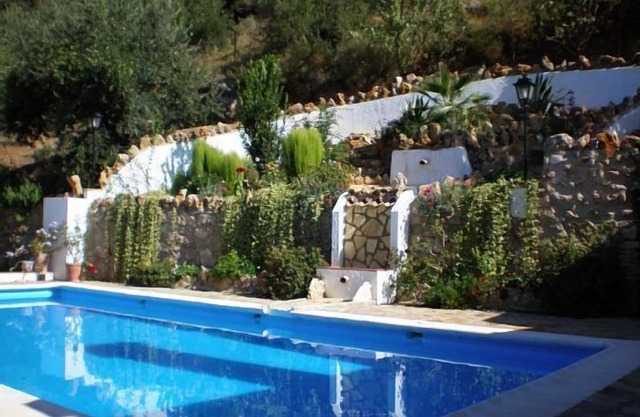 Puente Piedra Rural Cottage for 8 people