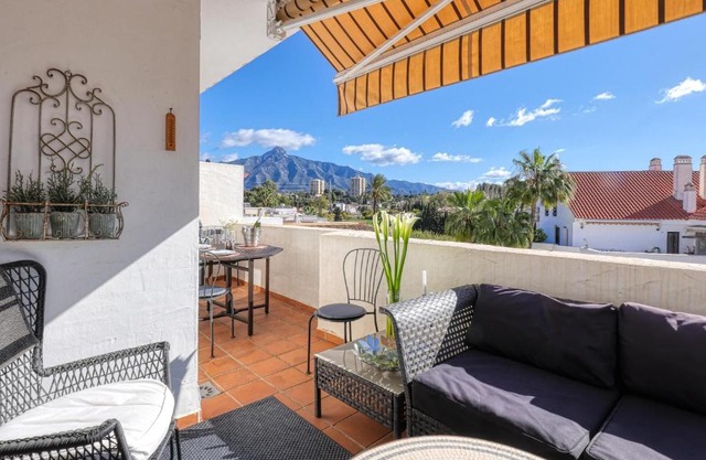 Puerto Banus La Maestranza