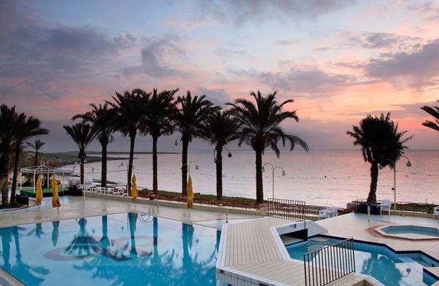 QAWRA Palace Resort & SPA