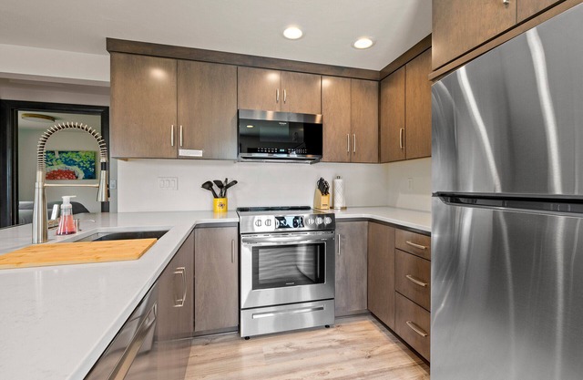 Quaint Sevastopol Home, Dog Friendly: 57 Gateway Getaway