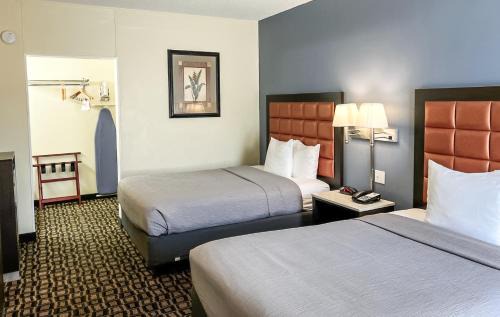 Quality Inn Airport - Cruise Port