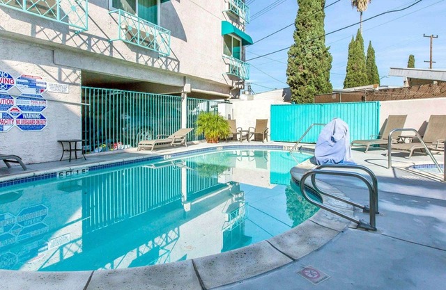 Quality Inn Burbank Airport