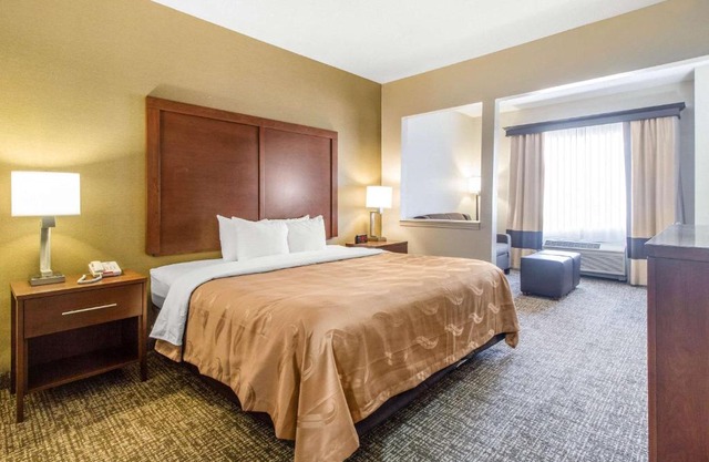 Quality Suites Corbin North