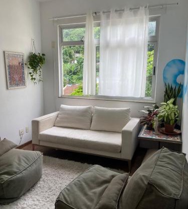 Quarto e sala na Gávea