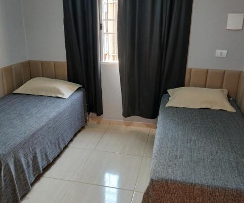 Quarto Solteiro com TV