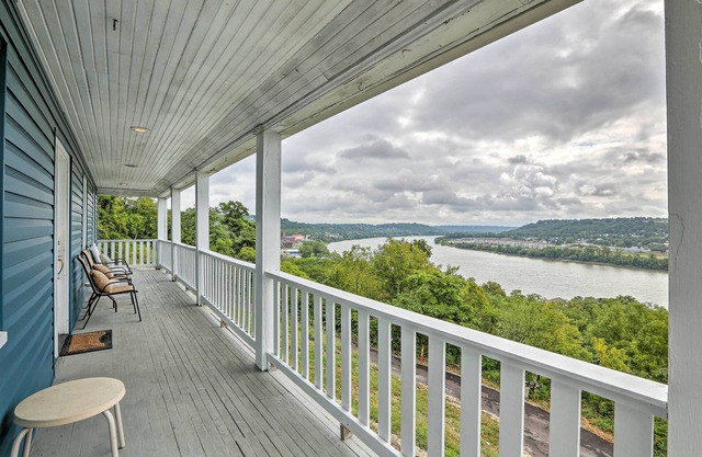 Queen City Home w/Ohio River View - 3 Mi to Dtwn!