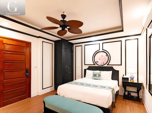 Queen Luxury Hotel