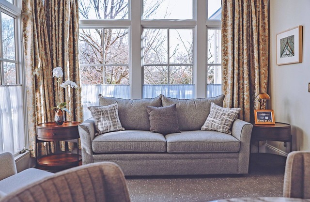 Queen Suite, Hotel Fauchere, Heated Floors, Terrace, Near Mildfort Attractions