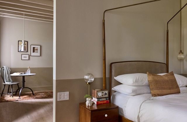 Queen Suite with Living Room for Extended Stays