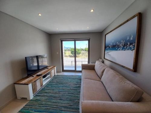 Queens Cove Apt 1 two bedroom