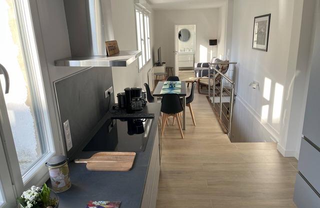 Quiet 80m² house/loft with garden and private parking, close to Paris and Disney