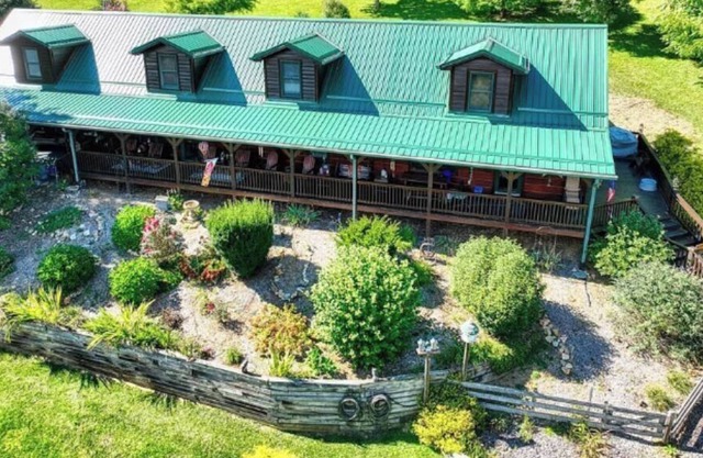 Quiet Getaway Near Tweetsie Railroad High Gravity Adventure Park