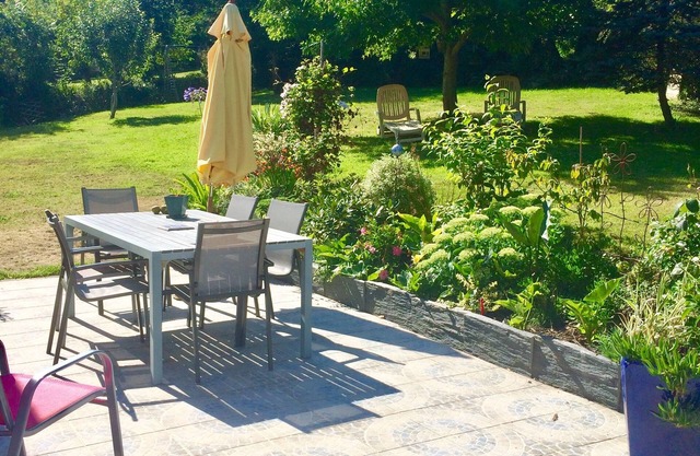 Quiet house, sea view on the Crozon peninsula
