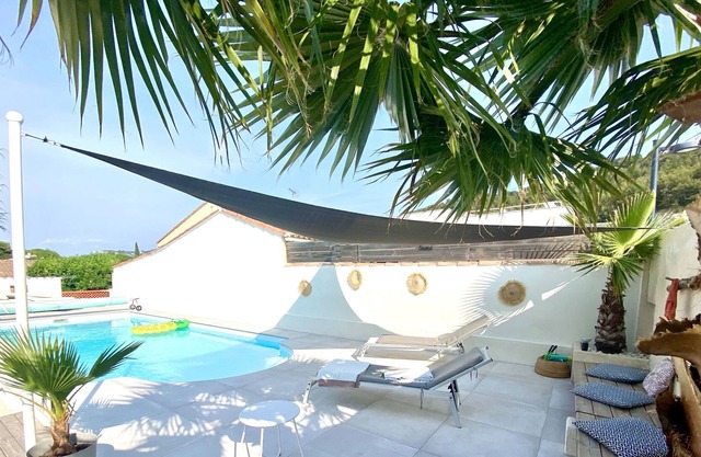 Quiet pool villa