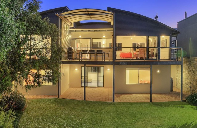 Quindalup Boathouse