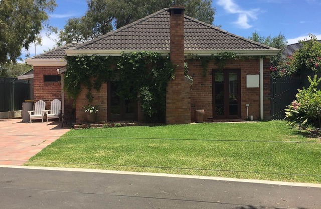 Quindalup Cottage, Dunsborough - Pet Friendly
